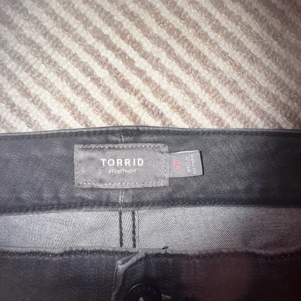 Torrid Women's Black Ripped Denim Shorts - Picture 5 of 7